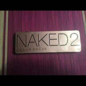Urban Decay’s NAKED 2 Eyeshadow Palette